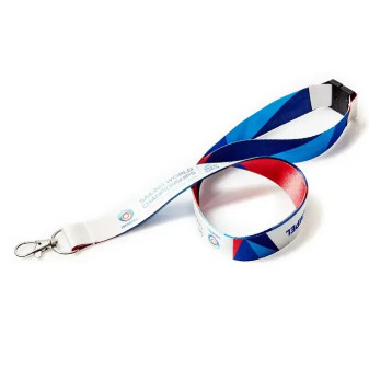 Lanyards sostenibles fabricados con materiales reciclados